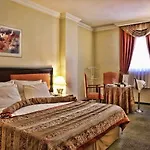 Hotel Guenes Merter 4*