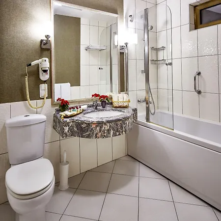 Guenes Merter Hotel 4*