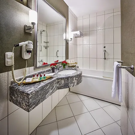 Guenes Merter Istanboel