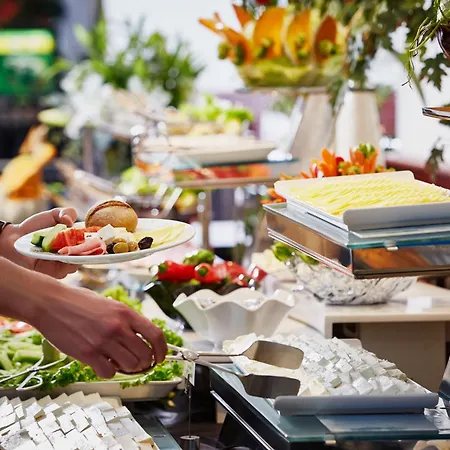 Guenes Merter Istanboel