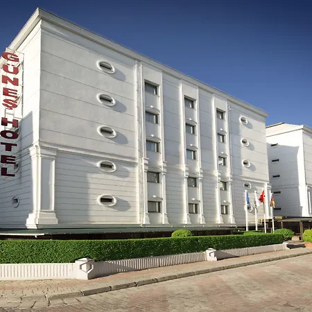Hotel Guenes Merter