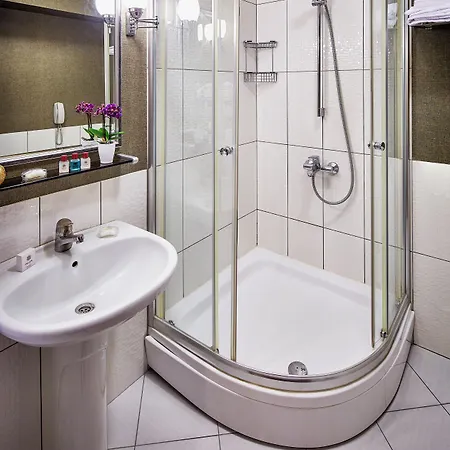 Hotel Guenes Merter 4*
