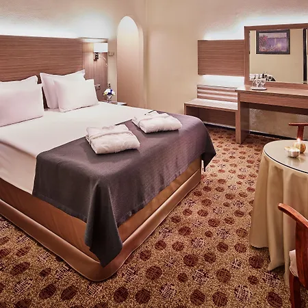 Hotel Guenes Merter