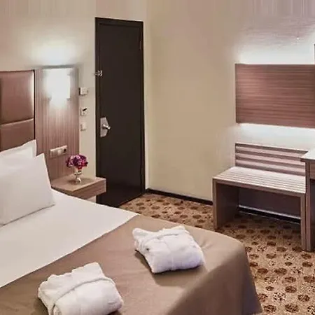Hotel Guenes Merter 4*
