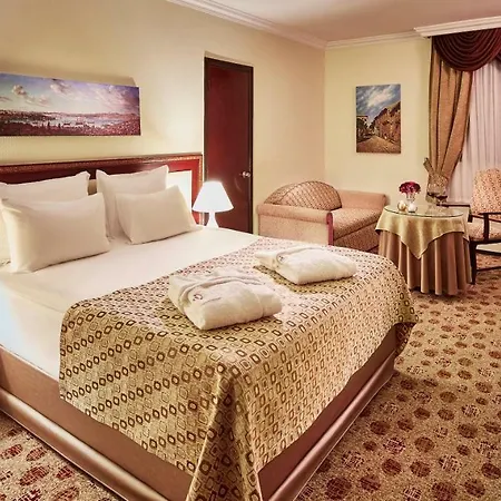 Güneş Merter Estambul