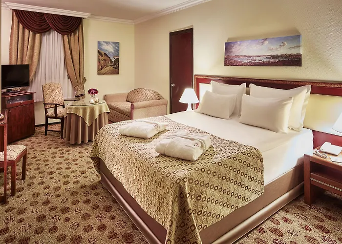 Отель Guenes Merter Стамбул