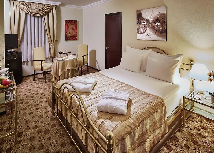 Отель Guenes Merter 4*