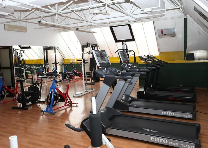 Отель Guenes Merter 4*